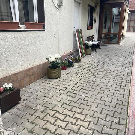 Rami House Central Double Rooms Брашов Екстер'єр фото