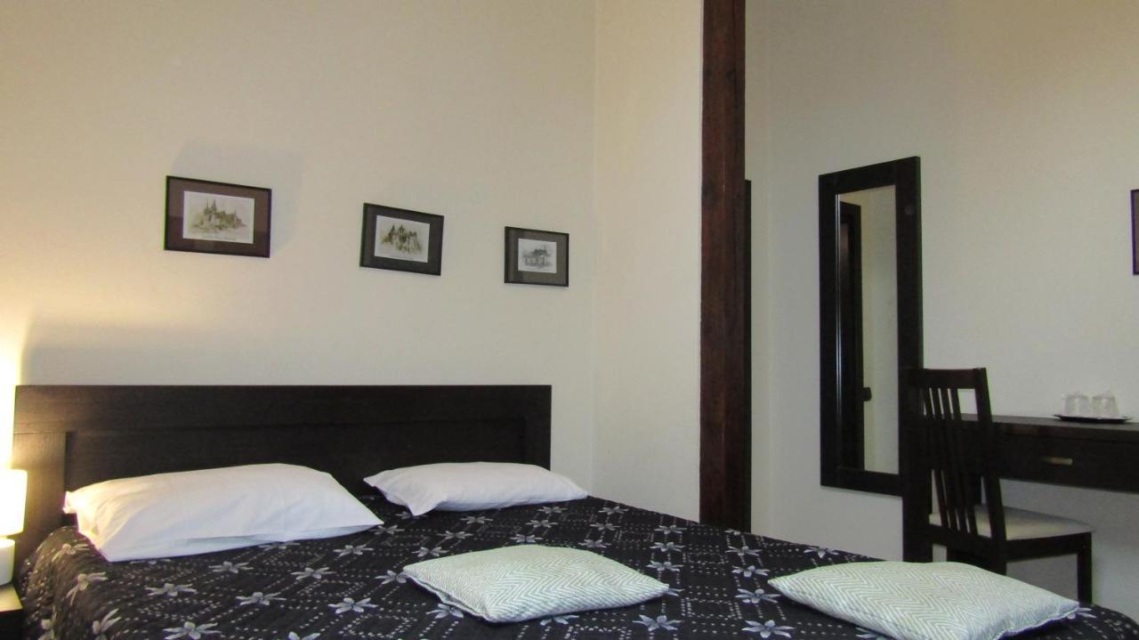 Rami House Central Double Rooms Брашов Екстер'єр фото