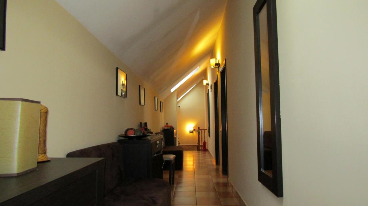 Rami House Central Double Rooms Брашов Екстер'єр фото