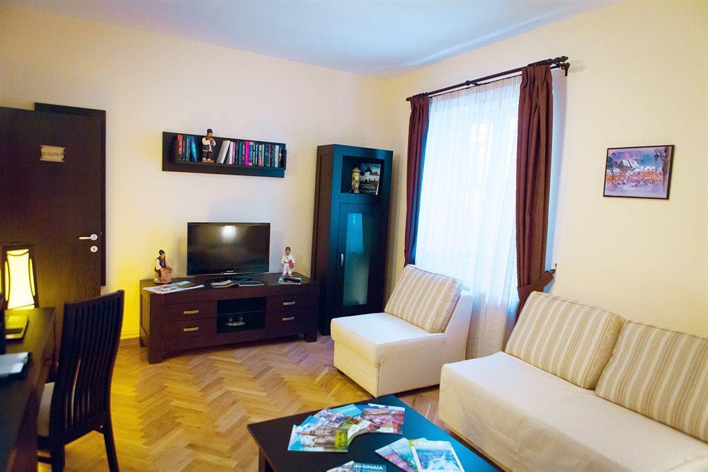 Rami House Central Double Rooms Брашов Екстер'єр фото