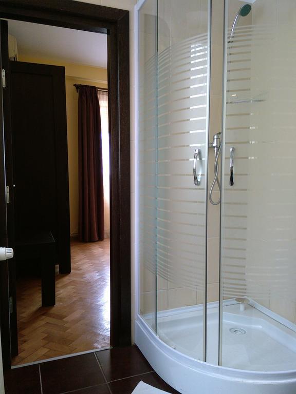 Rami House Central Double Rooms Брашов Номер фото