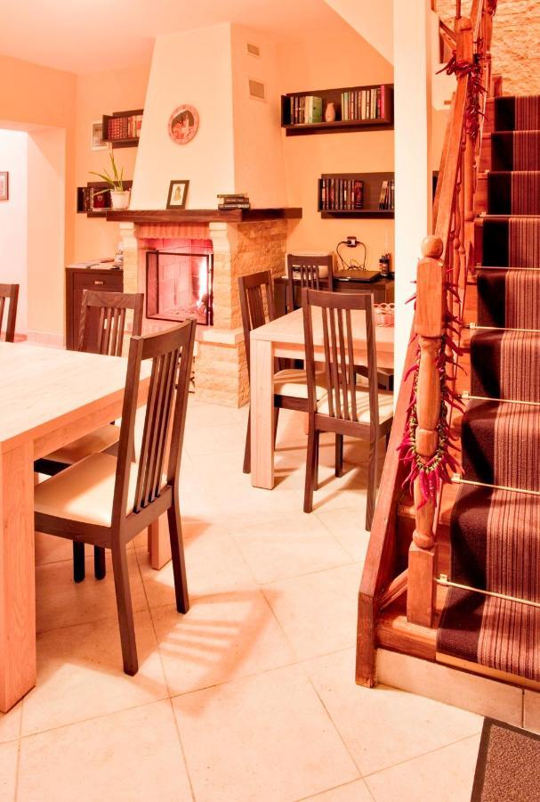 Rami House Central Double Rooms Брашов Екстер'єр фото